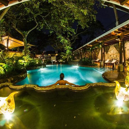 فندق موسيو كاسا سانتو دومينغو أنتيغوا غواتيمالا المظهر الخارجي الصورة The resort's swimming pool