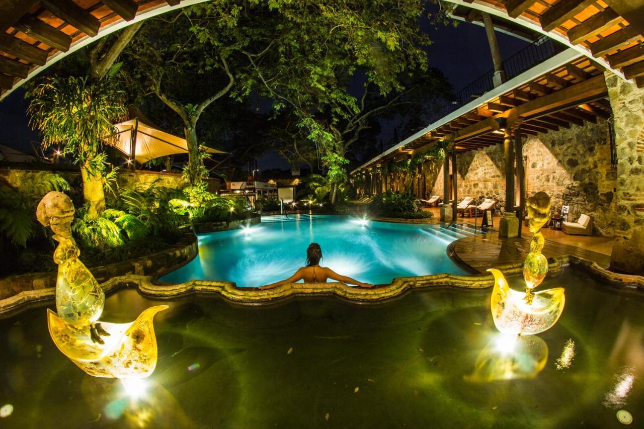 فندق موسيو كاسا سانتو دومينغو أنتيغوا غواتيمالا المظهر الخارجي الصورة The resort's swimming pool