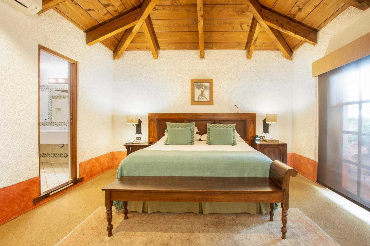 فندق موسيو كاسا سانتو دومينغو أنتيغوا غواتيمالا المظهر الخارجي الصورة A bedroom at the hotel